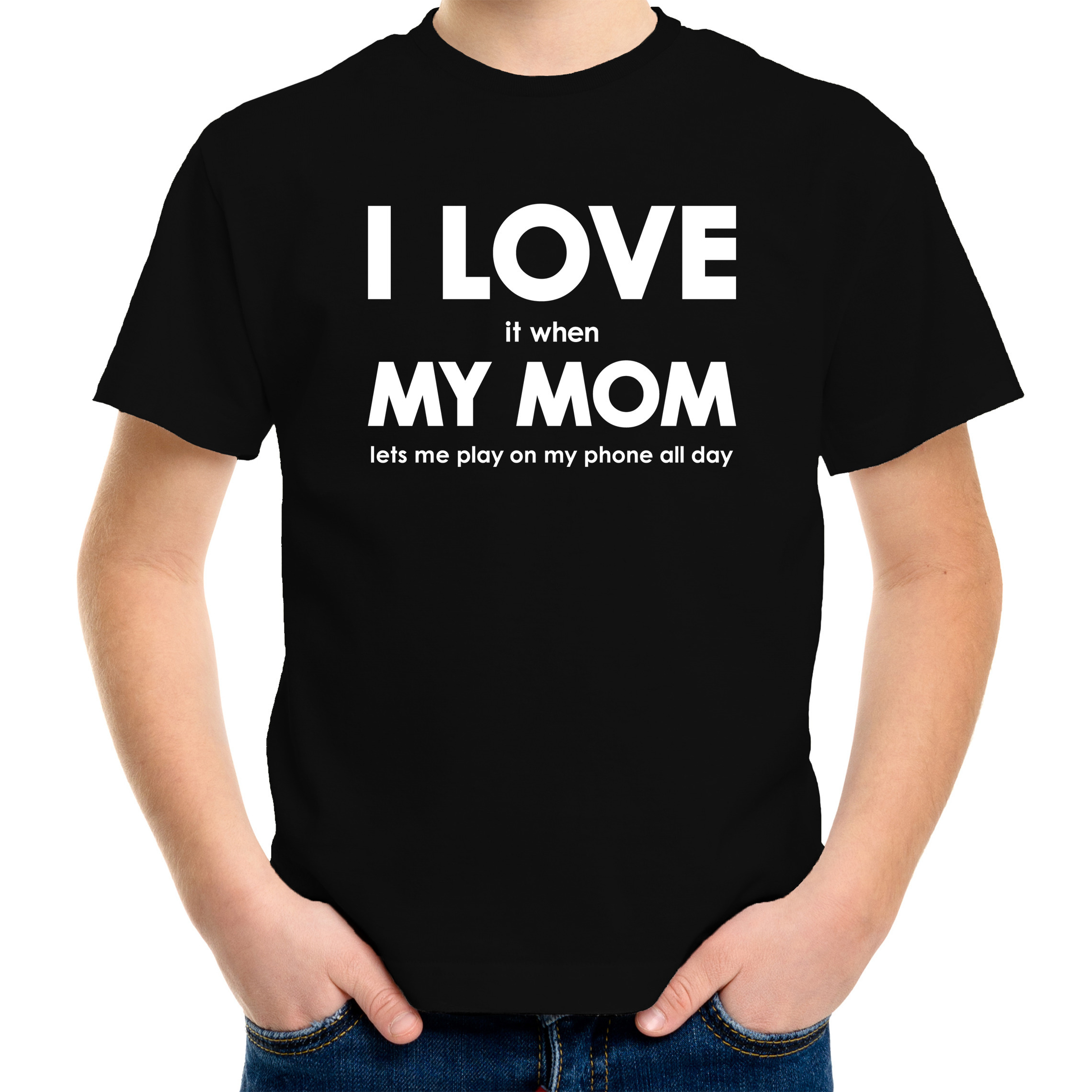 I love it when my mom lets me play on my phone all day t-shirt zwart voor kids