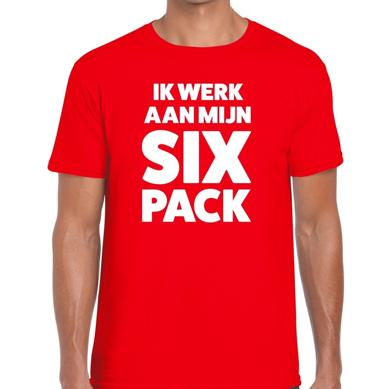 Ik werk aan mijn SIX Pack heren T-shirt rood