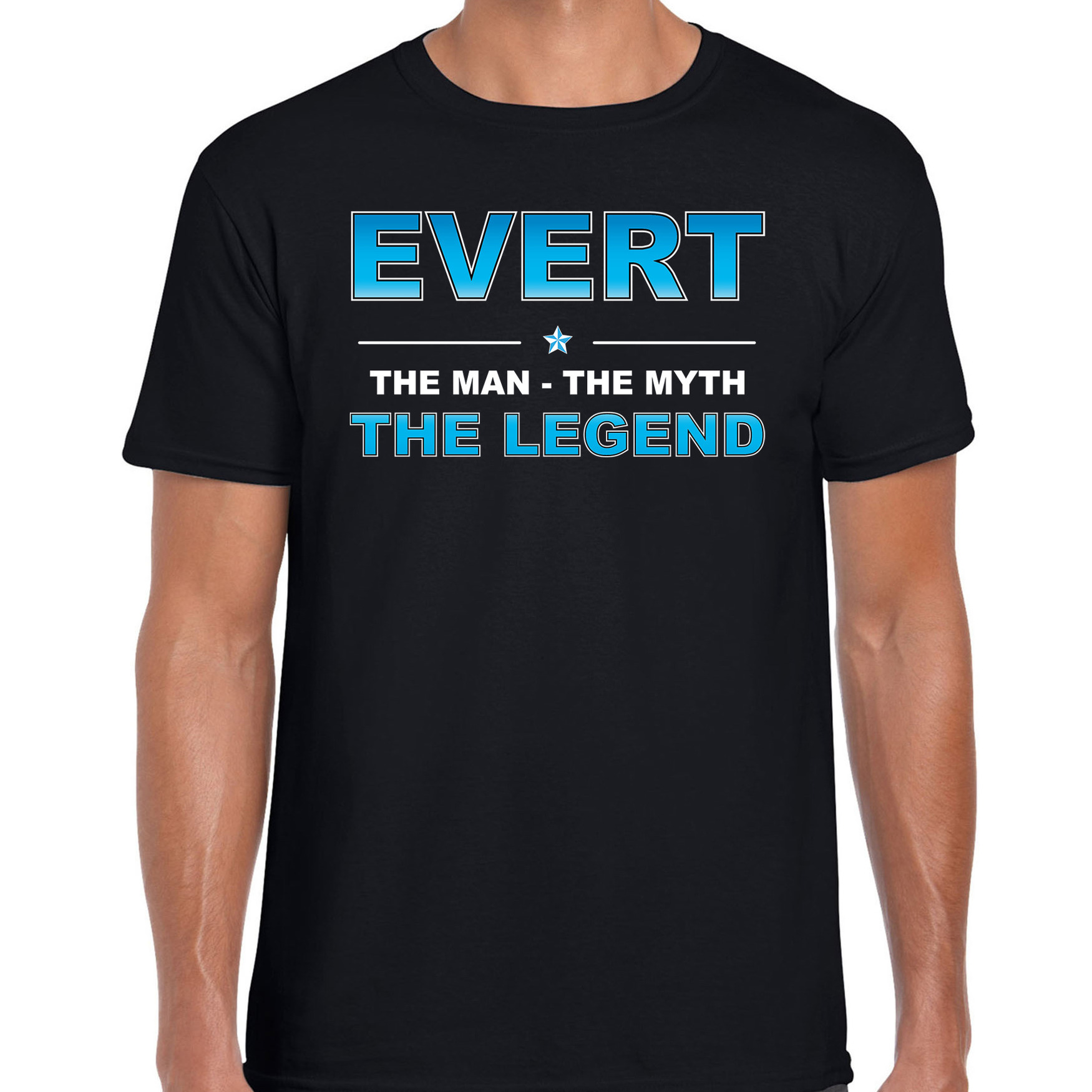 Naam cadeau t-shirt Evert the legend zwart voor heren