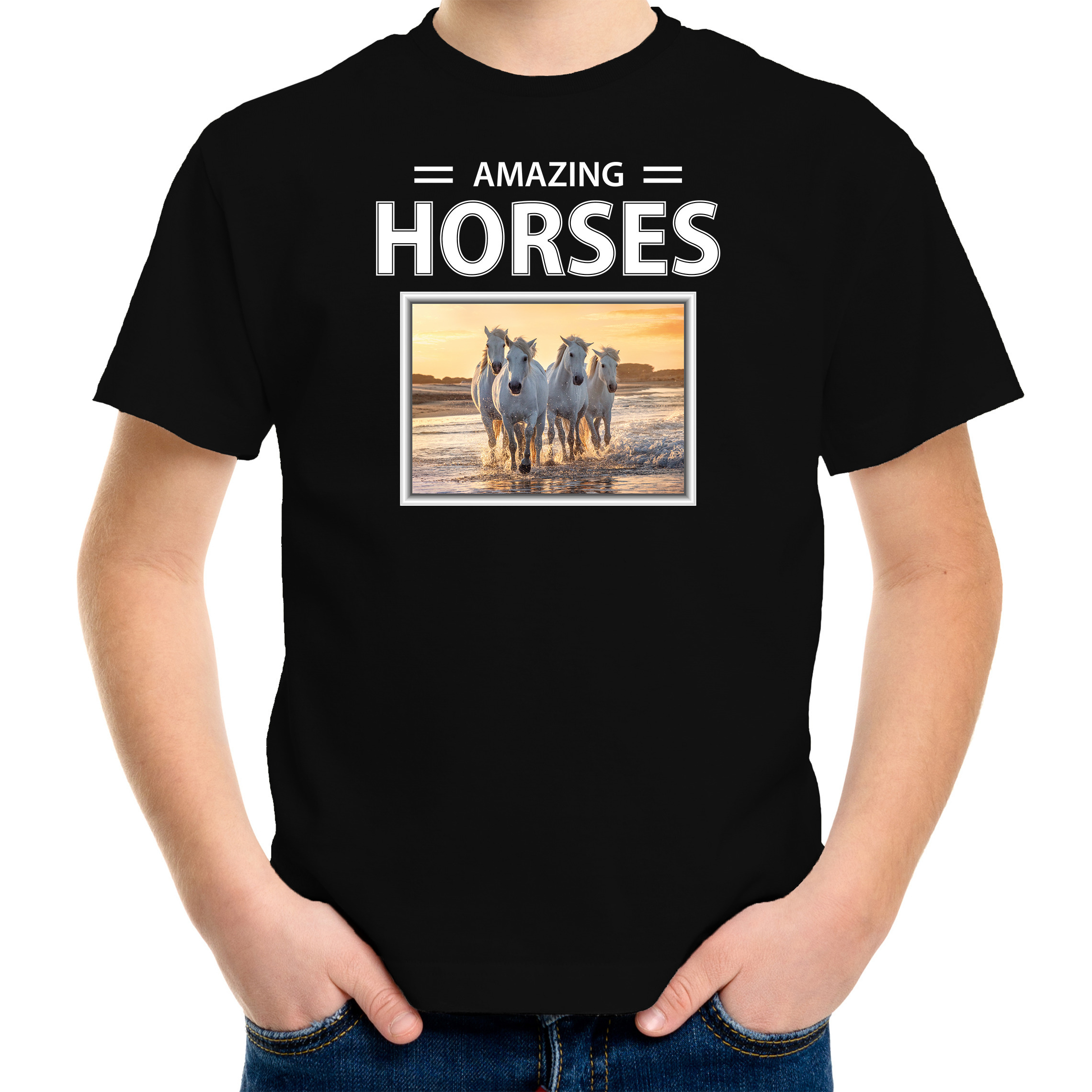 Witte paarden t-shirt met dieren foto amazing horses zwart voor kinderen