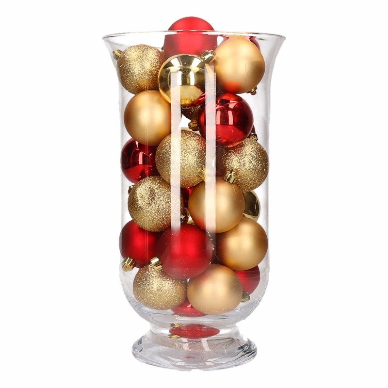 Woondecoratie goud-rode kerstballen in vaas