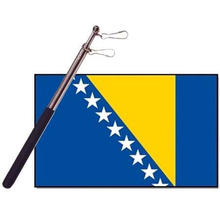 Landen vlag Bosnie - 90 x 150 cm - met compacte draagbare telescoop vlaggenstok - supporters