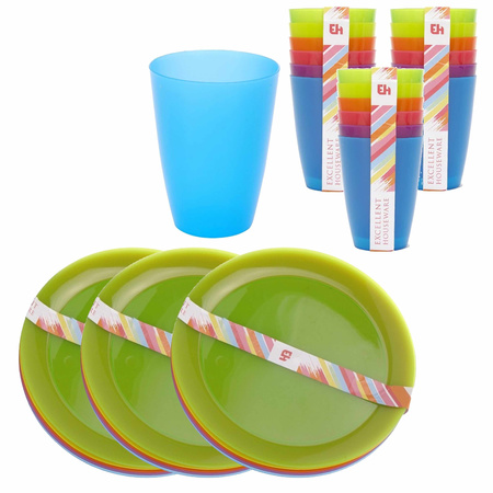 Set 24x colored plates and 24x cups plastic